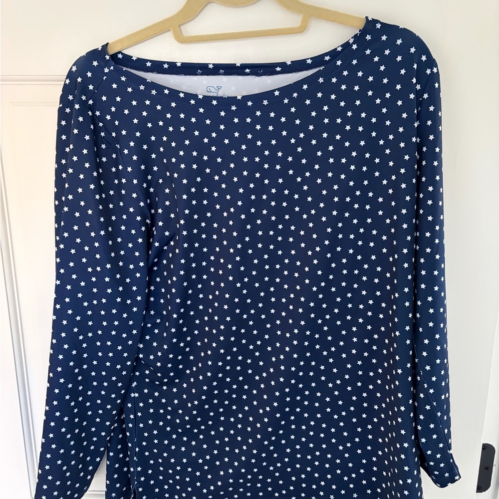 Vineyard Vines Blue Star Pattern 3/4 Length Sleeve Top